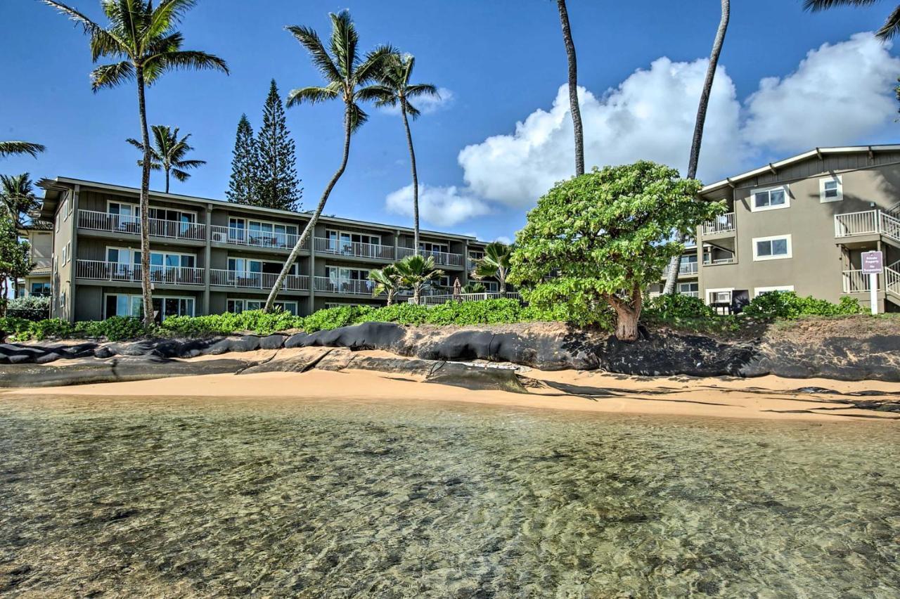 Waipouli Beachfront Condo With Balcony And Ocean Views Kapa'a Extérieur photo