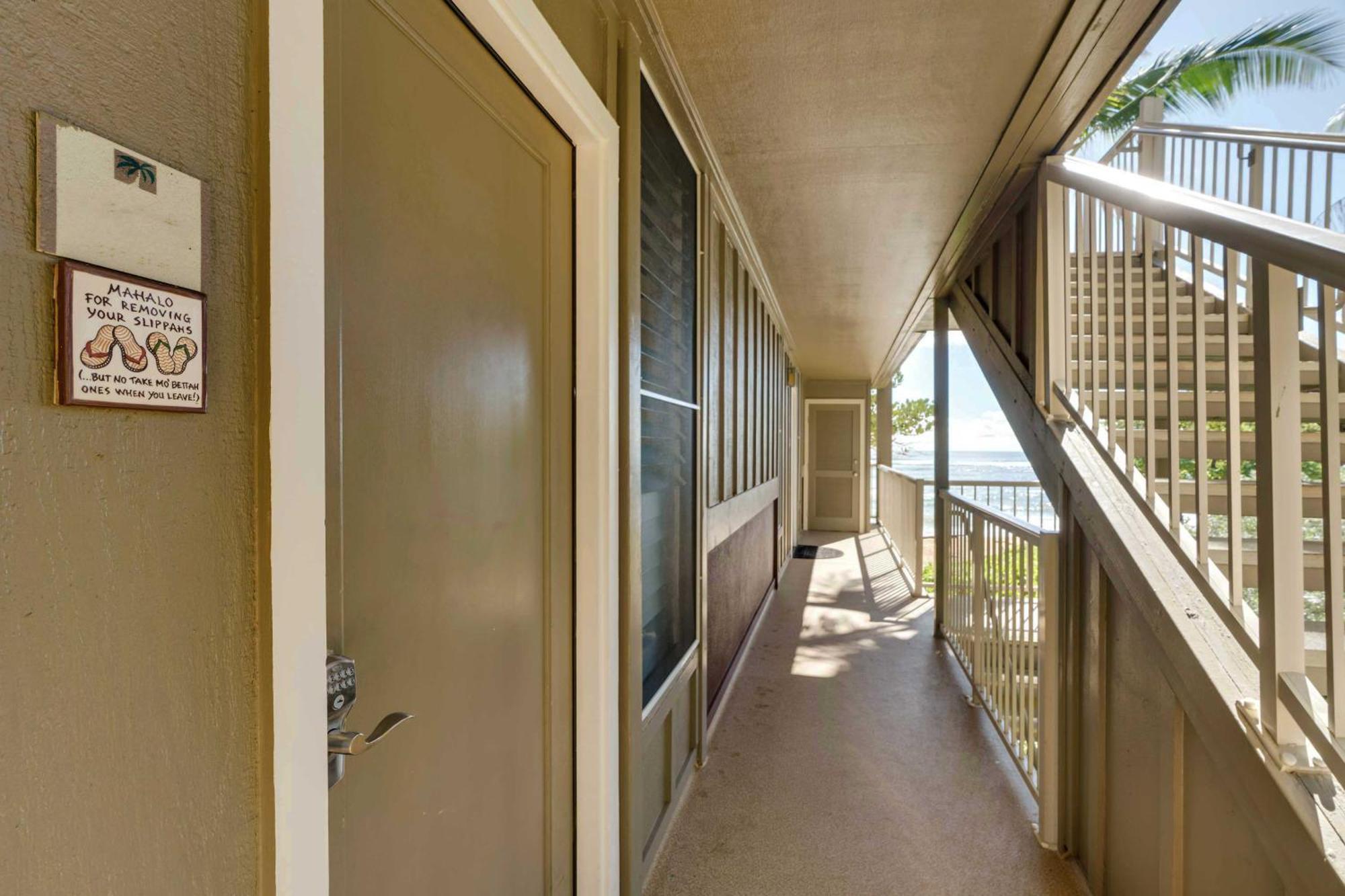 Waipouli Beachfront Condo With Balcony And Ocean Views Kapa'a Extérieur photo